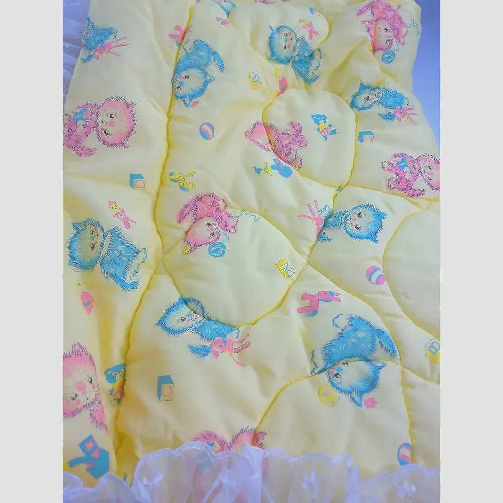 Vintage Standard Mattress Co Baby Quilted Baby Blanket Yellow Ruffle Kittens